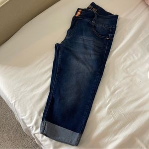 Capri Jeans